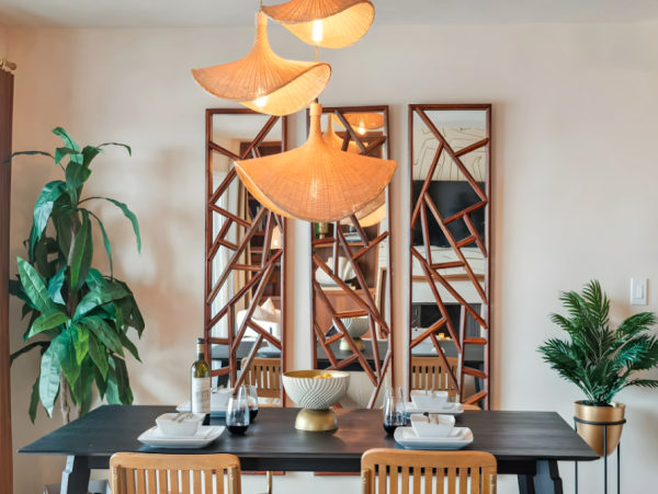 Luxury Coastal Retreat in La Jolla - Designer Furnishing & Private